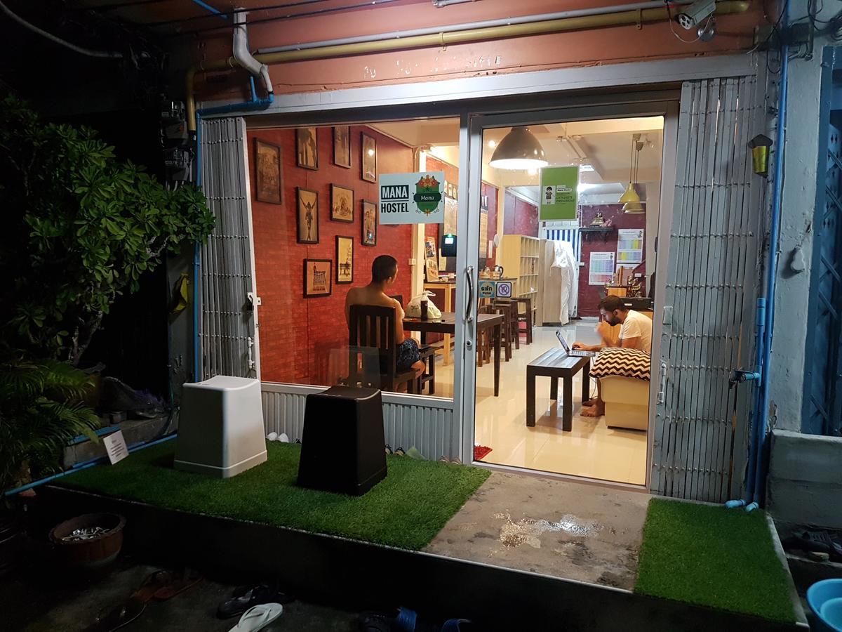 Mana Hostel Bangkok Exterior photo